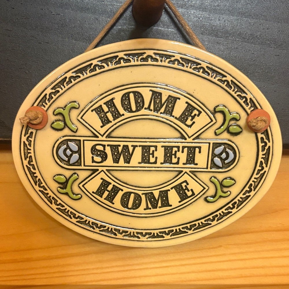 Vintage 1986 Trinity Pottery Home Sweet Home Ceramic Celtic Style Wall Plaque